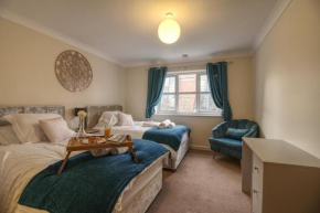 Sunnydale Serviced Apartments - Central Wakefield, spacious apartment